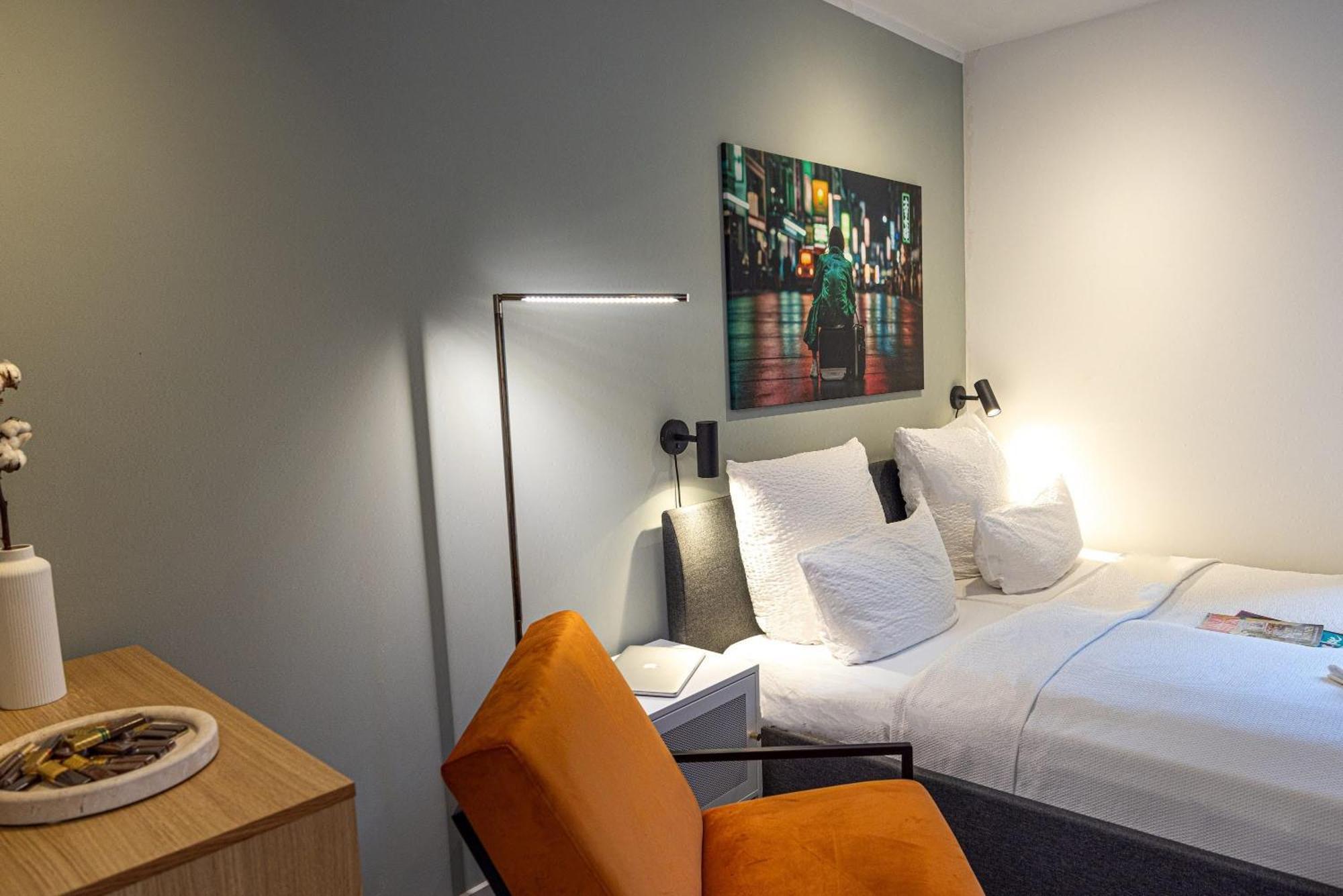 Have-A-Nice-Stay - Souterrain, Kino An Der Natur, U-Bahn Nach Hamburg 400M - Baecker & Restaurants 500M - Lidl 800M - Zentrum 1,5Km Ahrensburg Extérieur photo