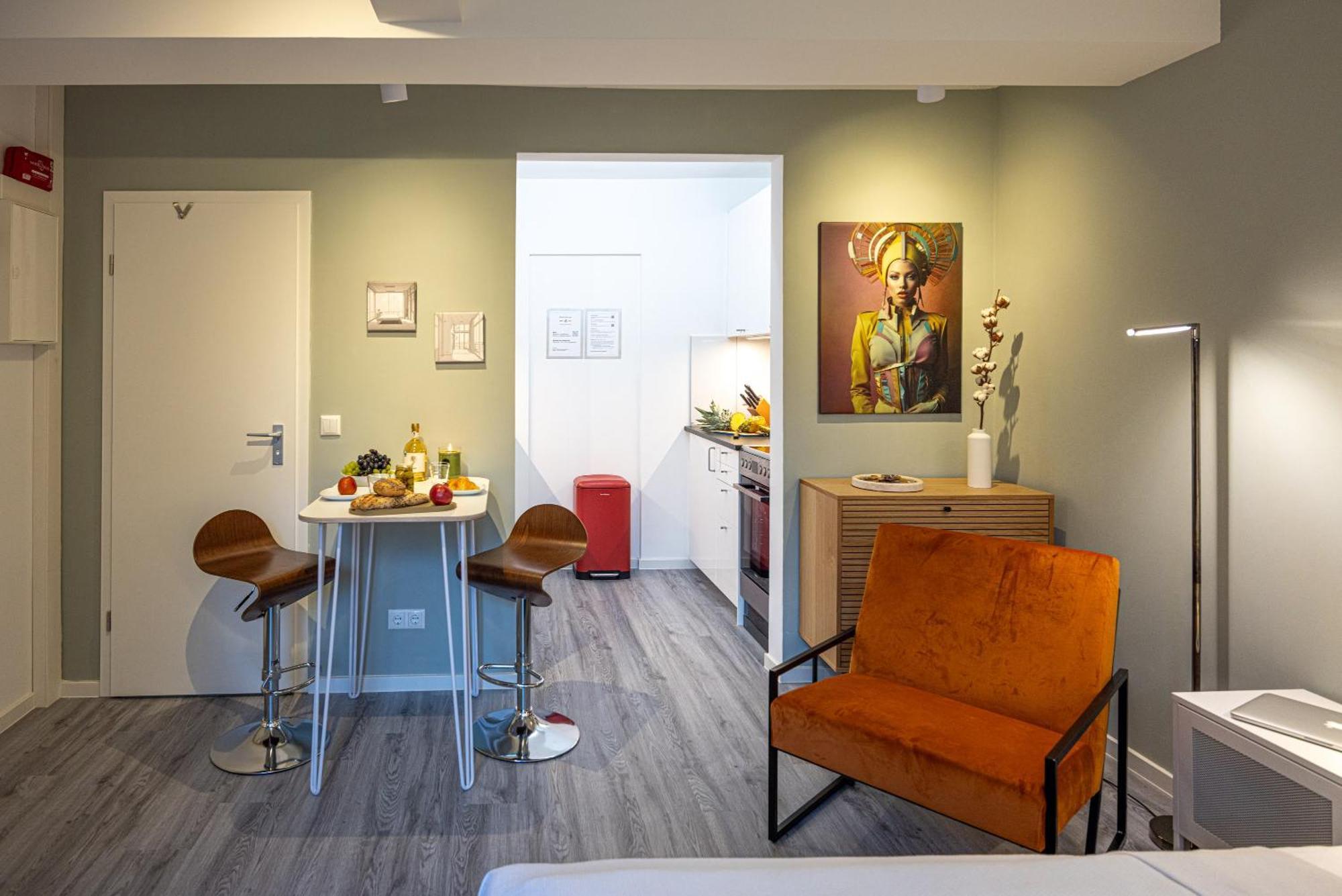 Have-A-Nice-Stay - Souterrain, Kino An Der Natur, U-Bahn Nach Hamburg 400M - Baecker & Restaurants 500M - Lidl 800M - Zentrum 1,5Km Ahrensburg Extérieur photo